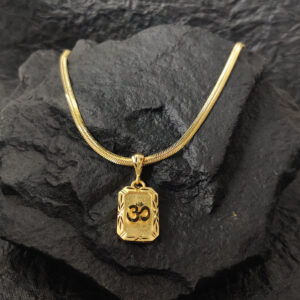 BrantaStore Aradhya Handmade Gold Plated Pendant and Chain